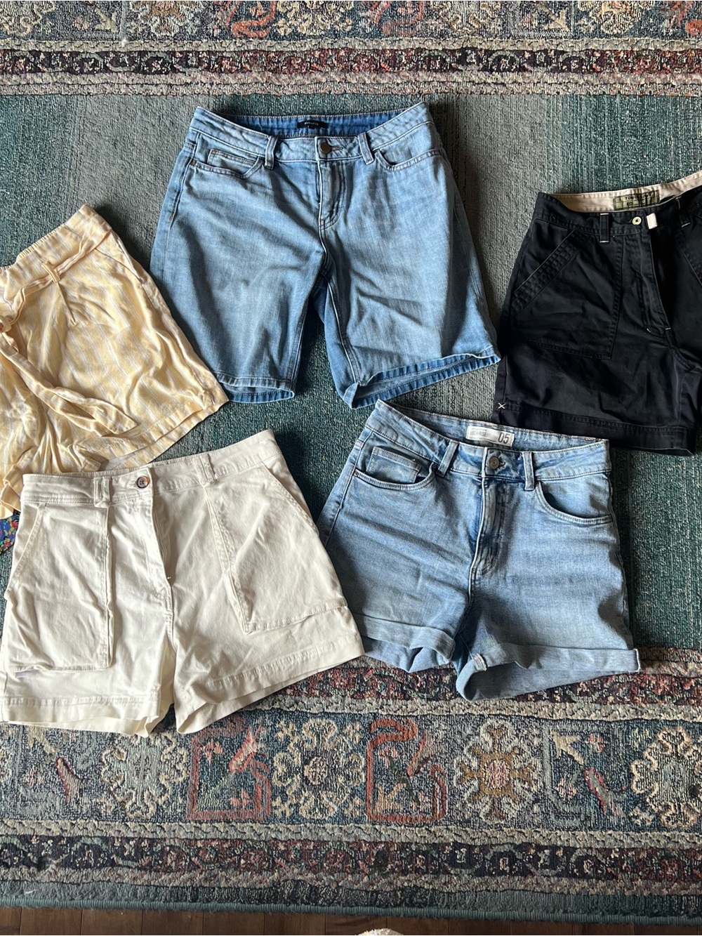 Lot of 6 shorts, bundle of shorts